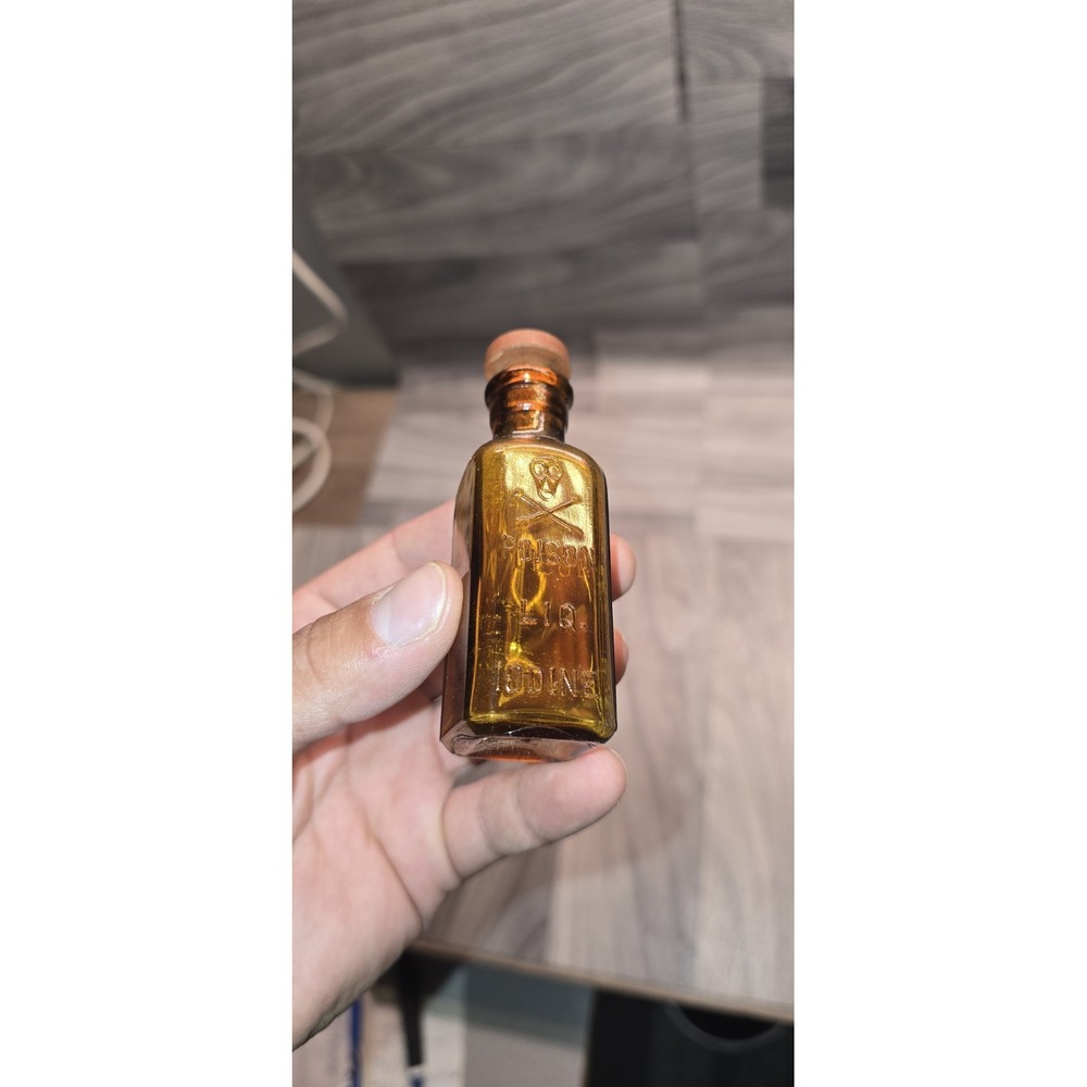 Vintage Brown Amber Glass Poison Tincture Iodine Bottle Decor Goth Horror Empty